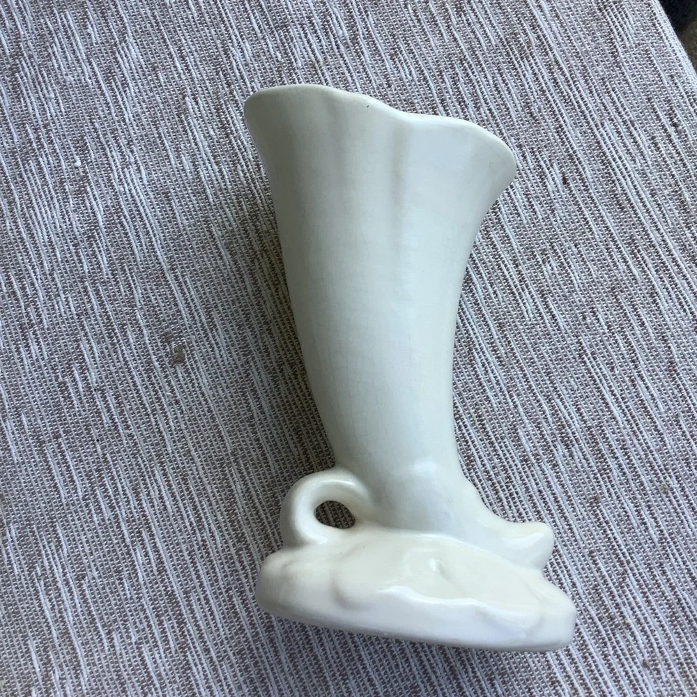 Vintage Set 3 White Weller Cornucopia Vases Vintage Pottery - Picture 5 of 10